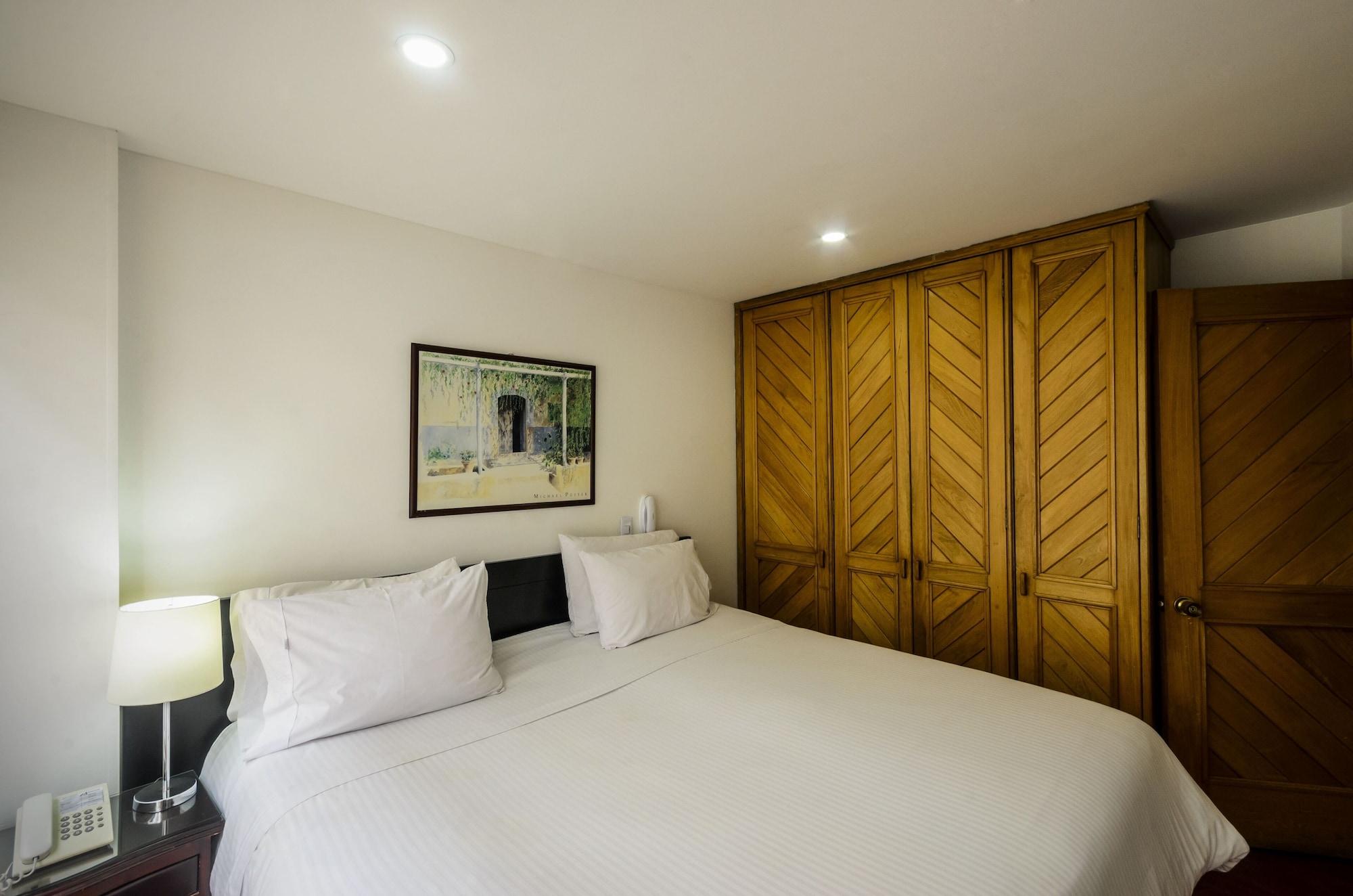Travelers Fontana Plaza Aparthotel Bogota Exterior photo
