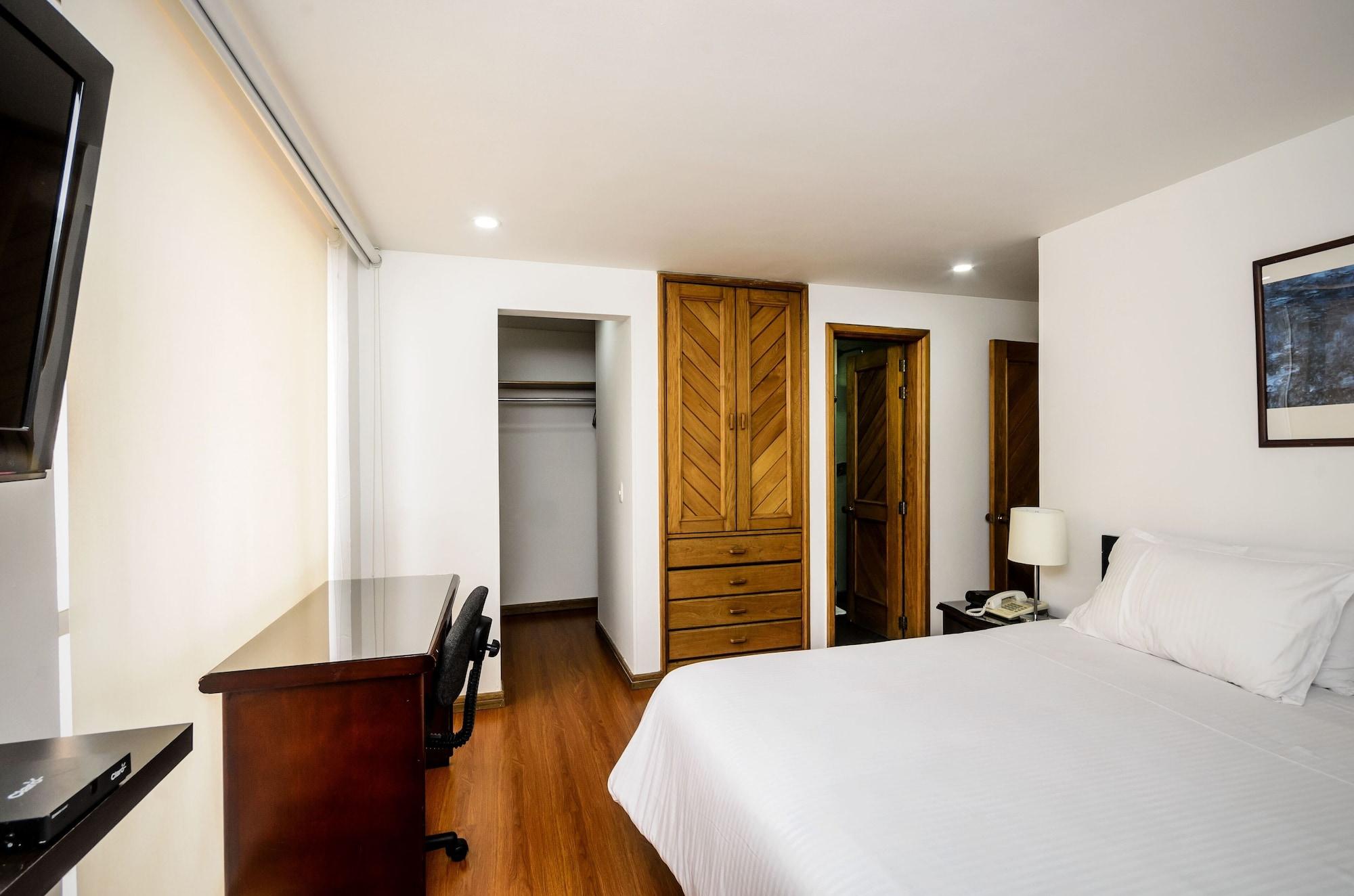 Travelers Fontana Plaza Aparthotel Bogota Exterior photo