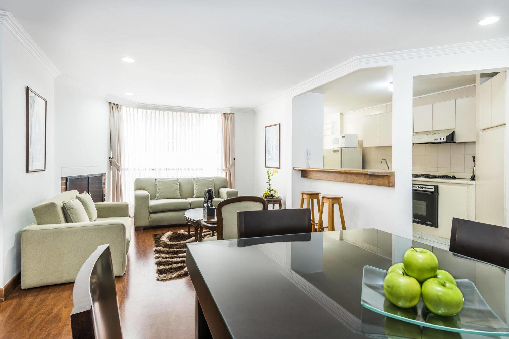 Travelers Fontana Plaza Aparthotel Bogota Exterior photo